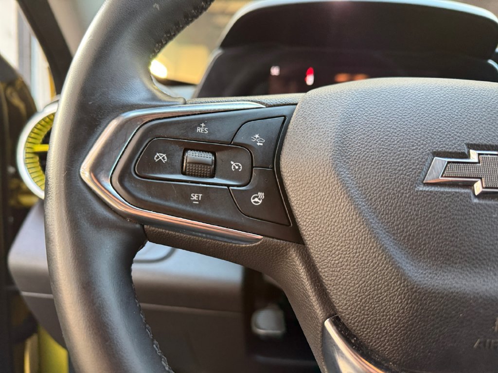 Used 2024 Yellow Chevrolet ACTIV image 24