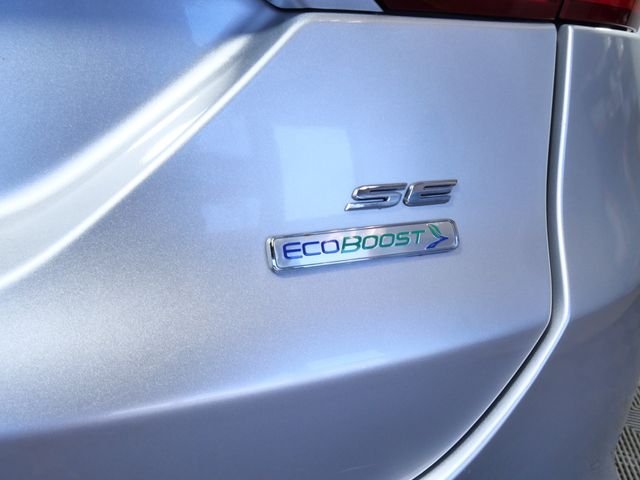 Used 2016 Silver Ford SE image 9
