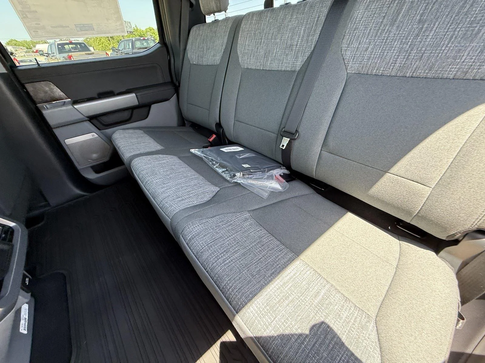 New 2026 Agate Black Metallic Ford F-250® XLT image 29