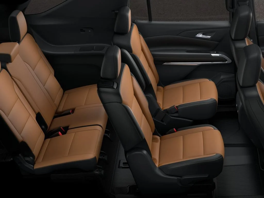 2027 Chevrolet Traverse Z71 - Photo 11