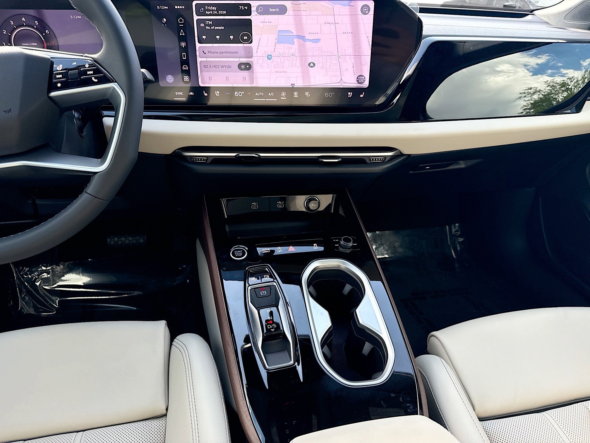 New 2026 Glacier White Metallic Audi Premium image 17