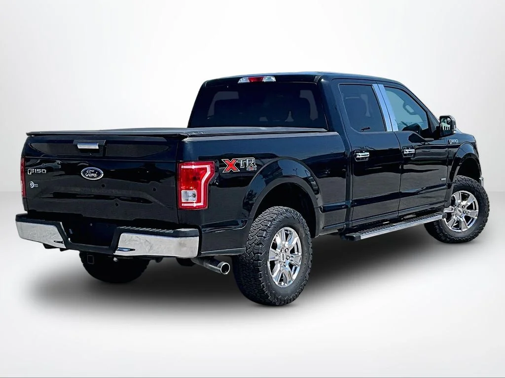 Used 2017 Black Ford XLT image 3