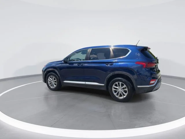 Used 2019 Blue Hyundai SE image 6