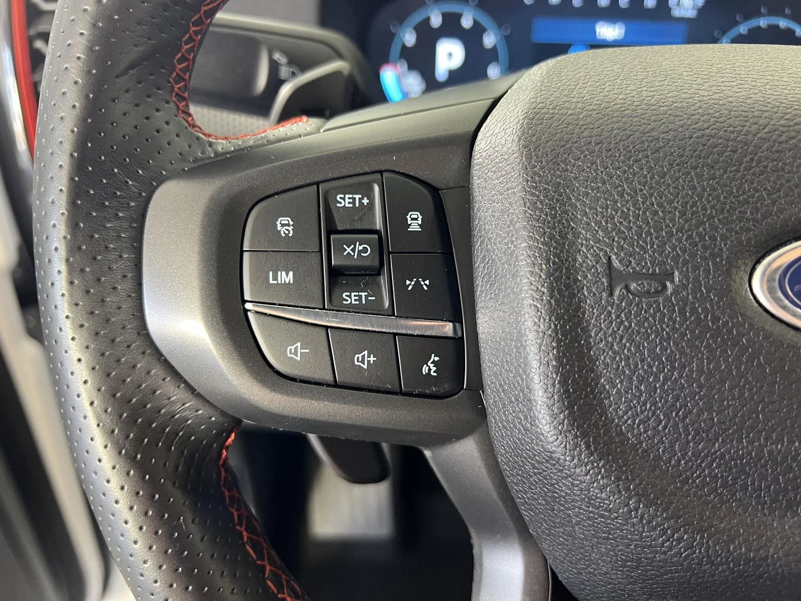 Used 2025 Oxford White Ford Raptor image 17