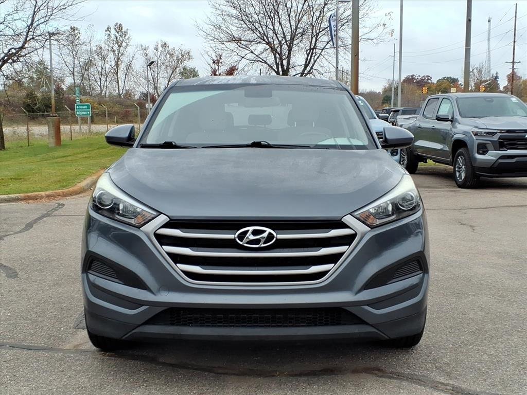 Used 2017 Hyundai Tucson SE with VIN KM8J23A47HU476120 for sale in Howell, MI