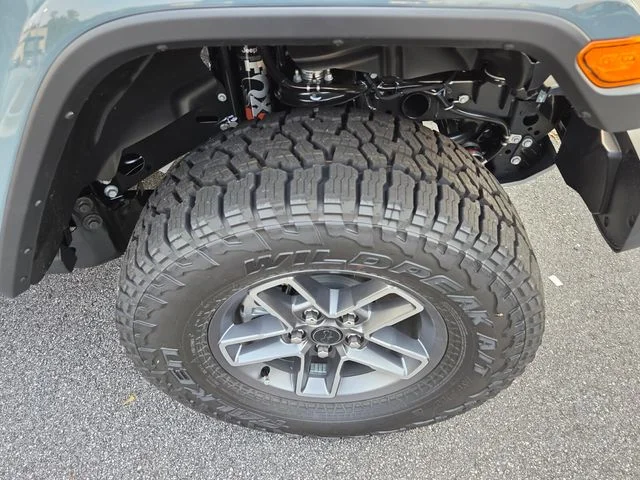 New 2026 Anvil Clearcoat Jeep Mojave image 11