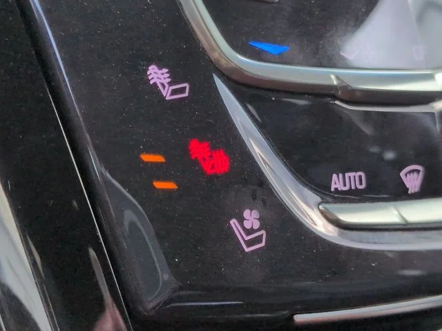 Used 2019 Black Raven Cadillac Luxury image 27