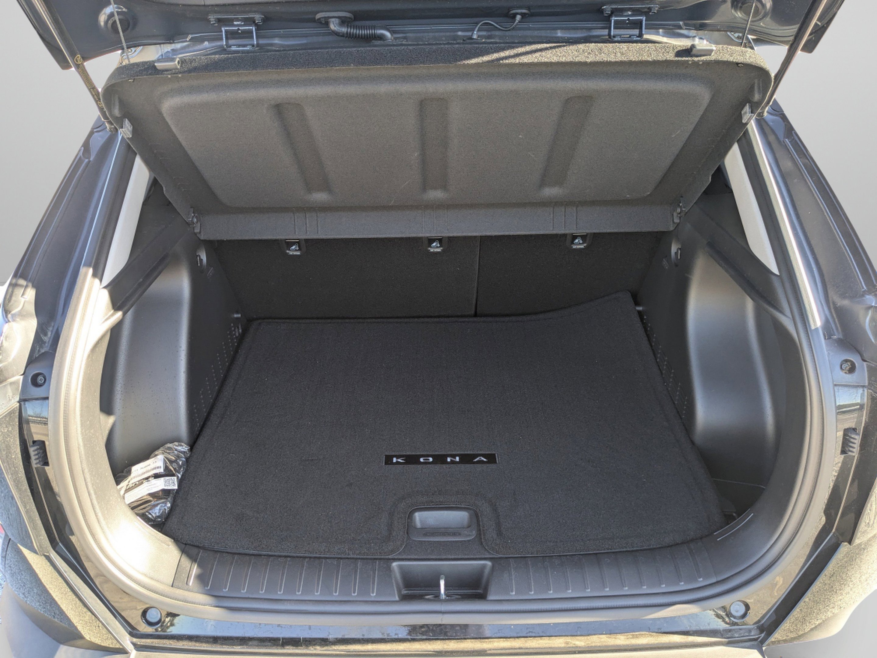 Used 2024 Abyss Black Pearl Hyundai SEL image 15