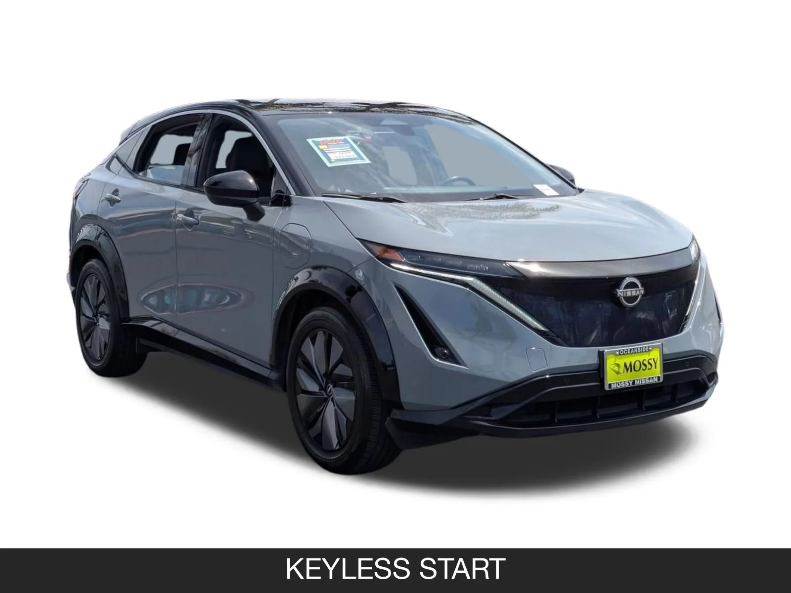 Used 2023 Boulder Gray Pearl/Black Diamond Pearl Nissan VENTURE+ image 2