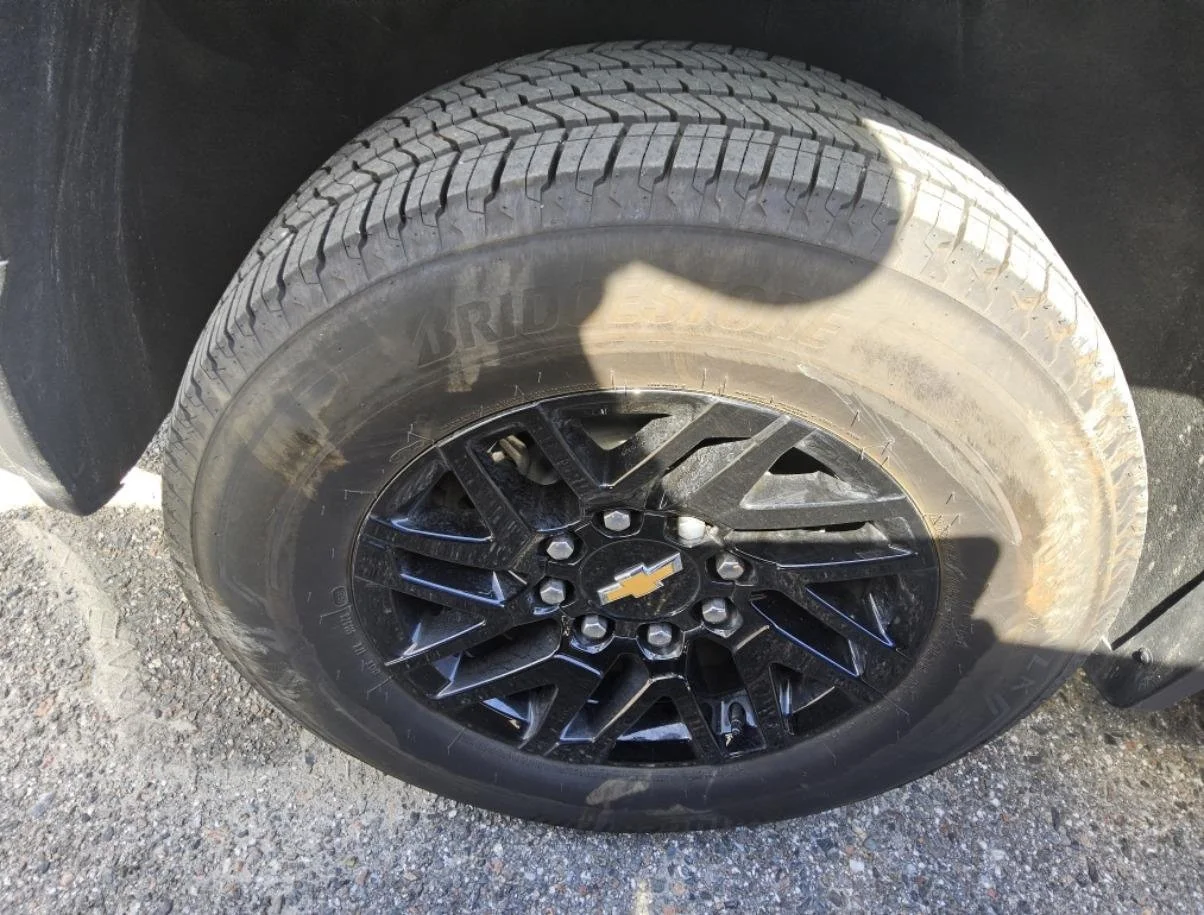 Used 2025 Black Chevrolet LT - Extended Range image 21