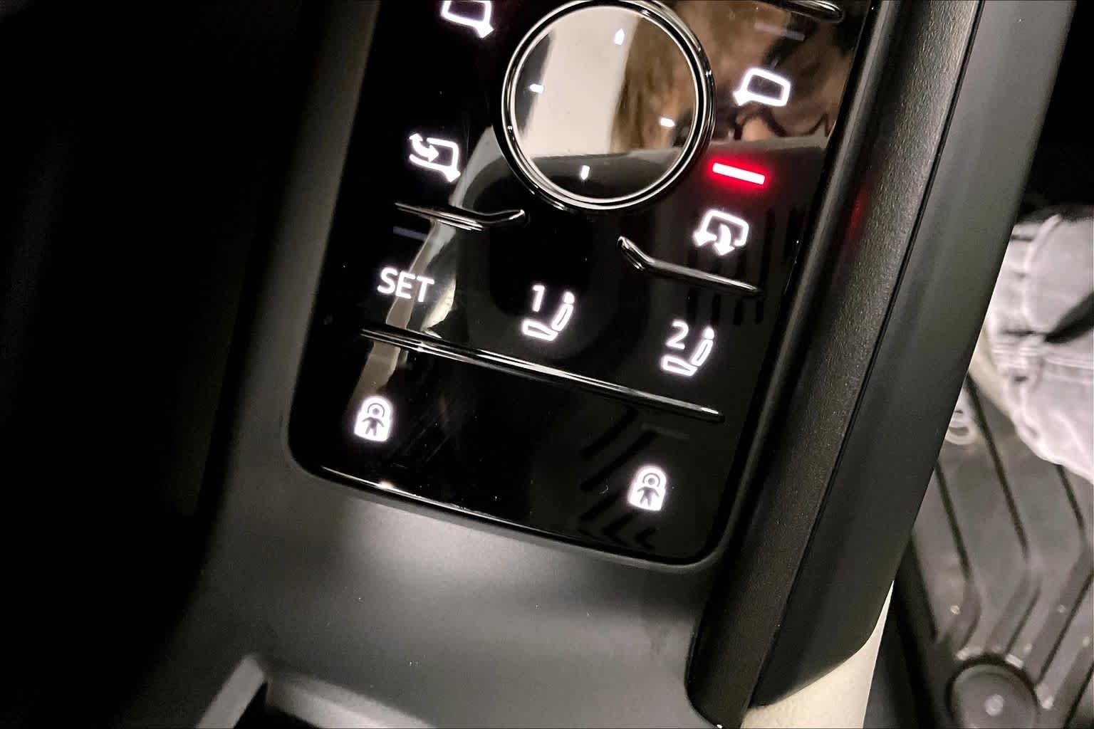 Used 2026 Daytona Gray Pearl Effect Audi Premium image 32