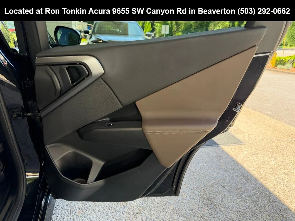Used 2025 Black Sapphire Metallic BMW 30 xDrive image 27
