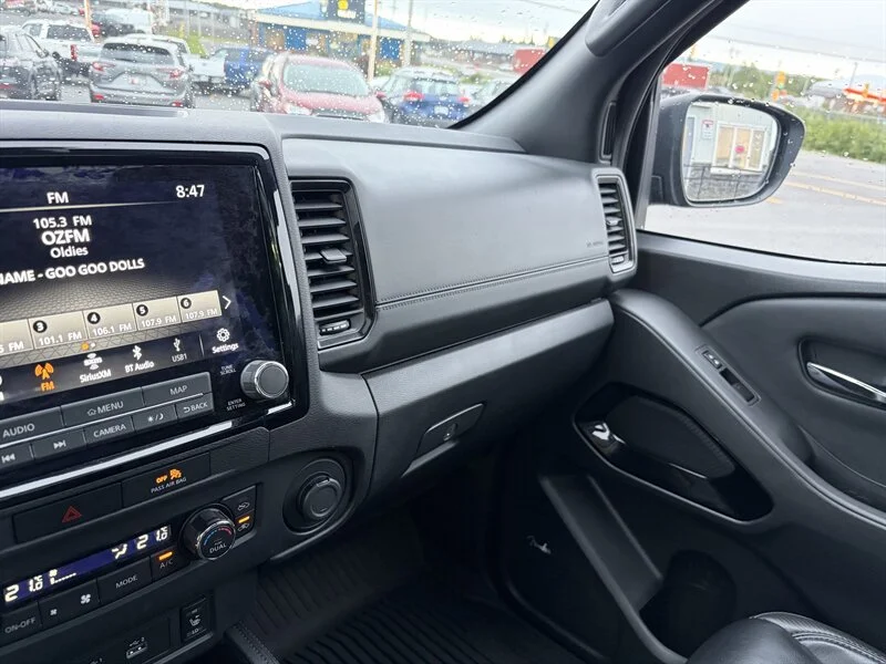 Used 2022 Black Nissan PRO-4X image 10