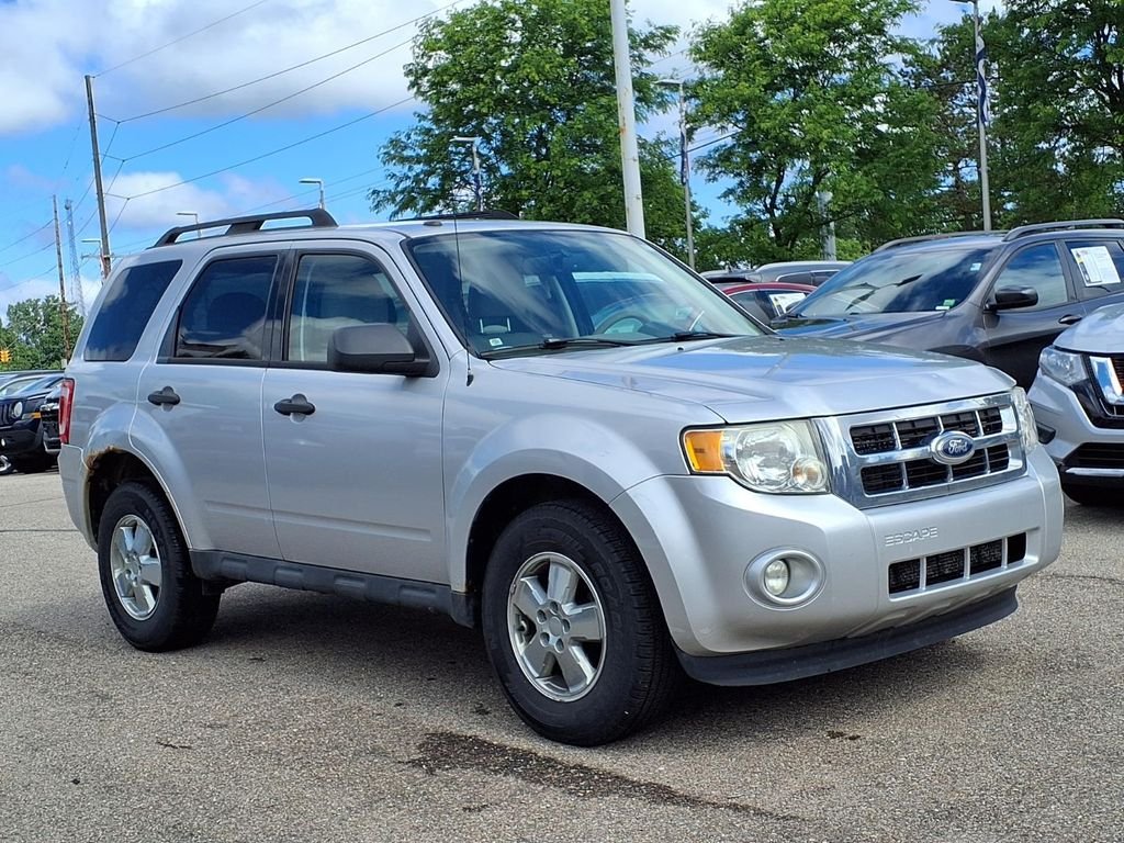 Used 2011 Silver Ford XLT image 3