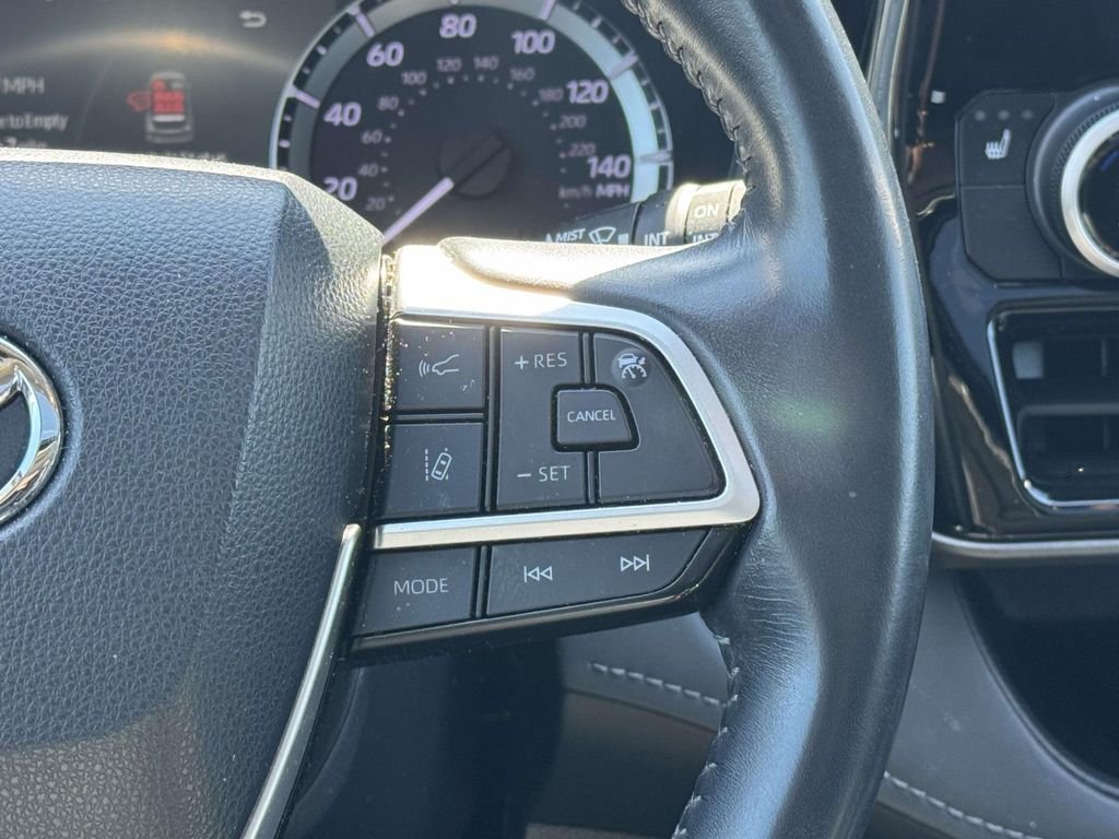 Used 2023 Red Toyota XLE image 22