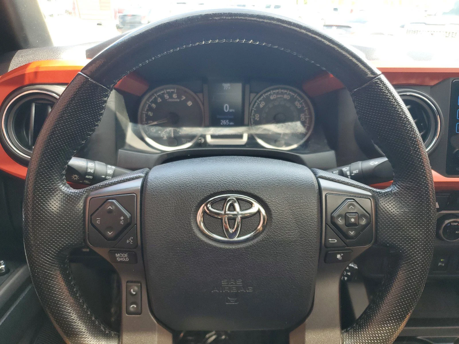 Used 2016  Toyota  image 21