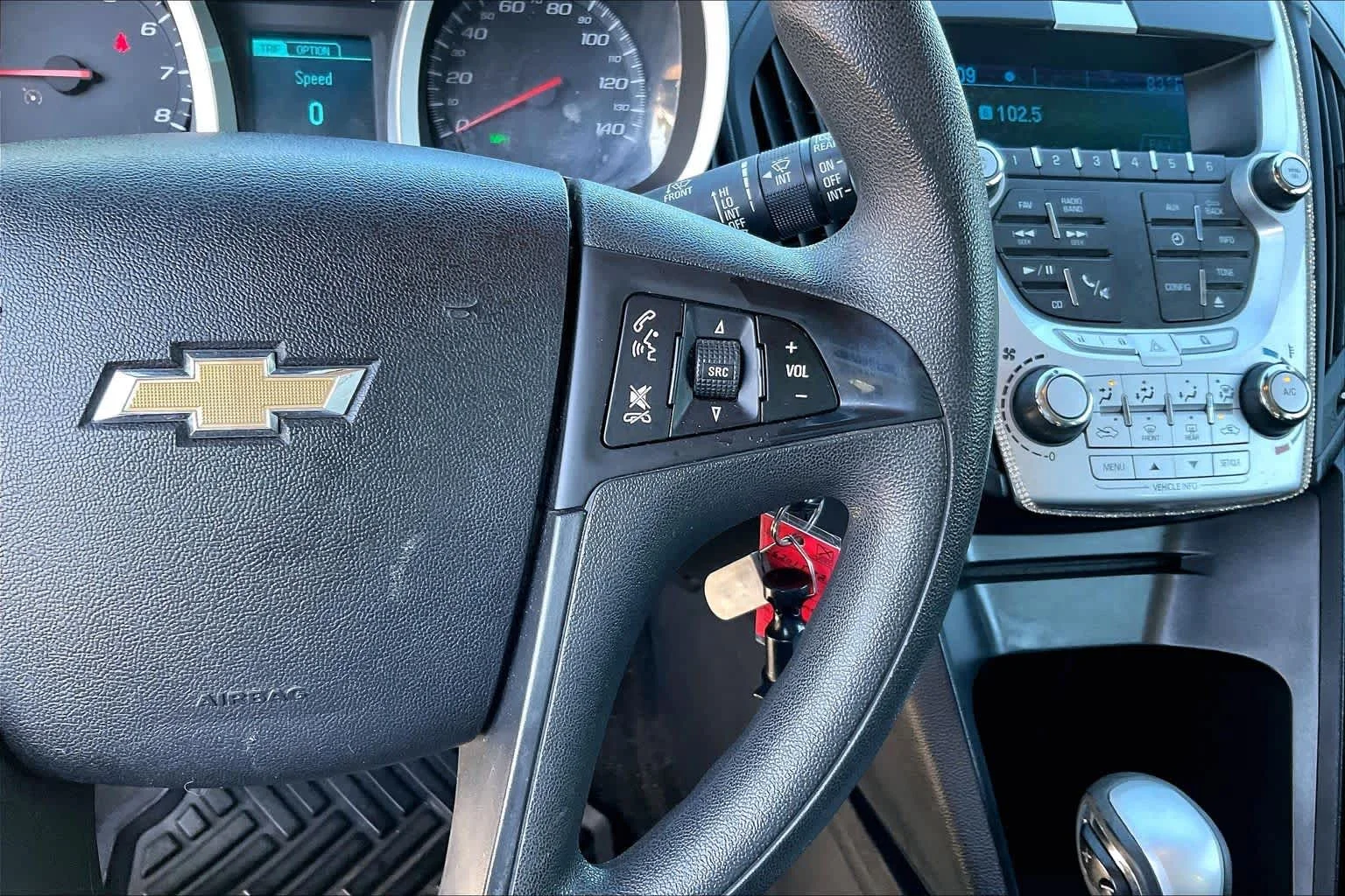 Used 2014 Summit White Chevrolet LS image 24