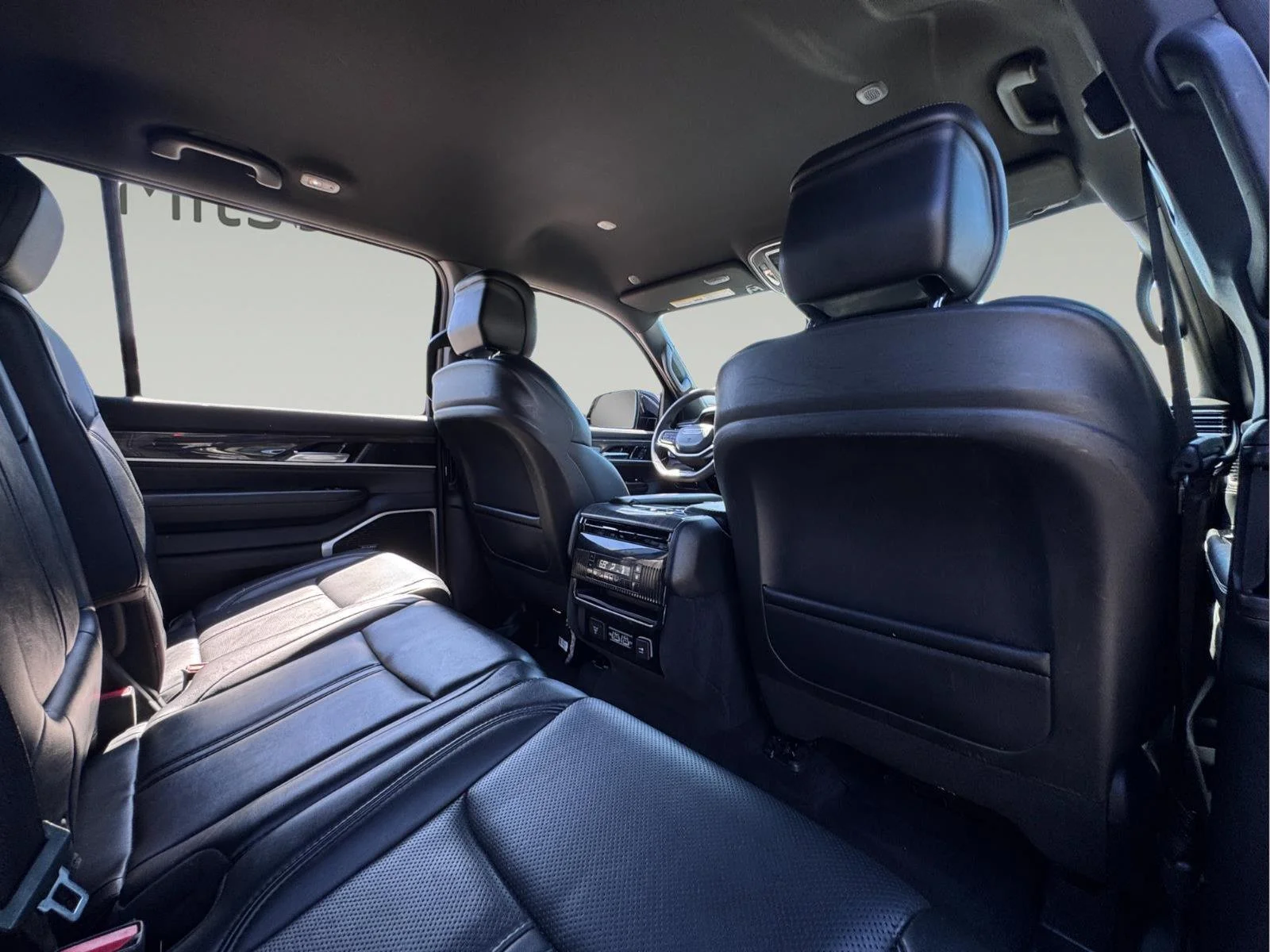 2022 Jeep Wagoneer Series II - Photo 21