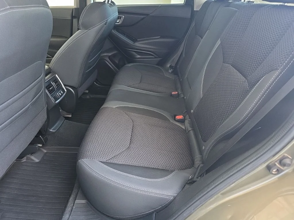 Used 2022 Green Metallic Subaru Premium image 18