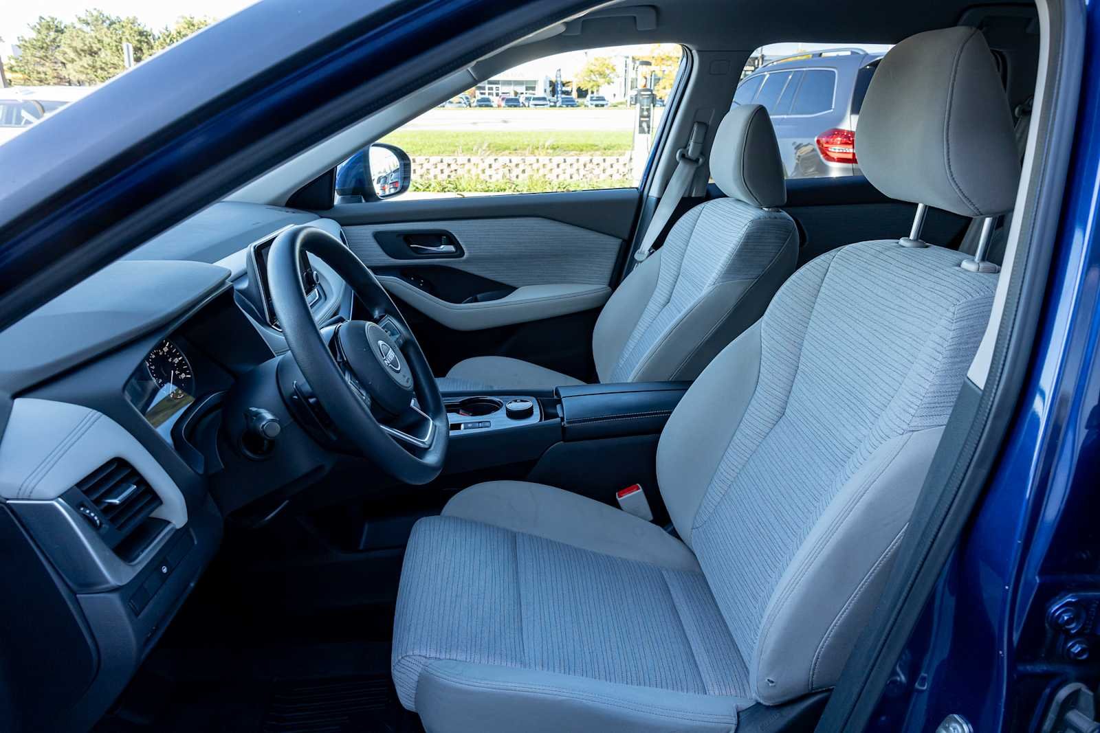 Used 2023 Caspian Blue Metallic Nissan SV image 25