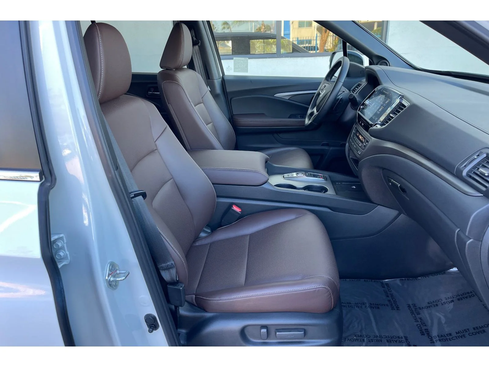 Used 2024 Platinum White Pearl Honda RTL image 18