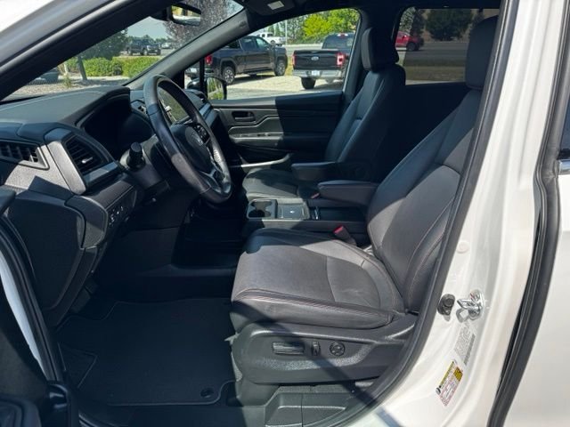 2025 Honda Odyssey Sport L - Photo 21