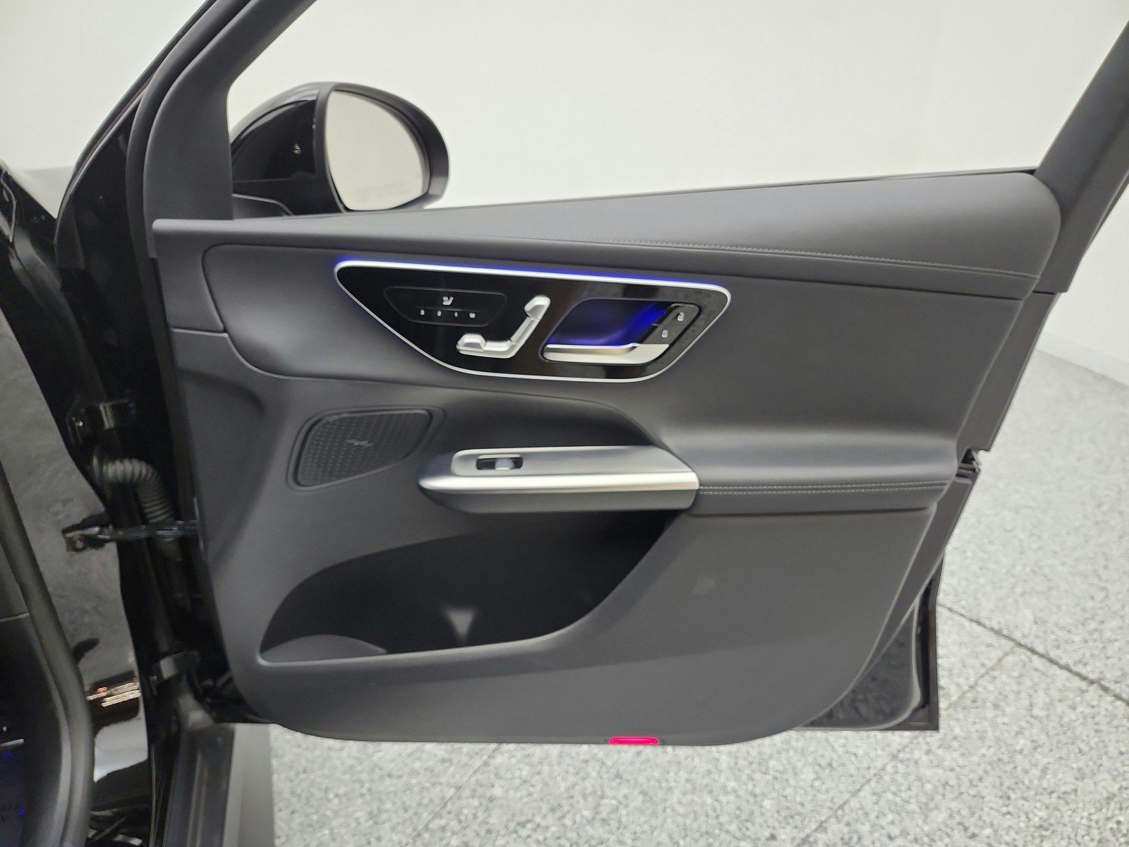 Certified Used 2023 Black Mercedes-Benz GLC 300 SUV image 20