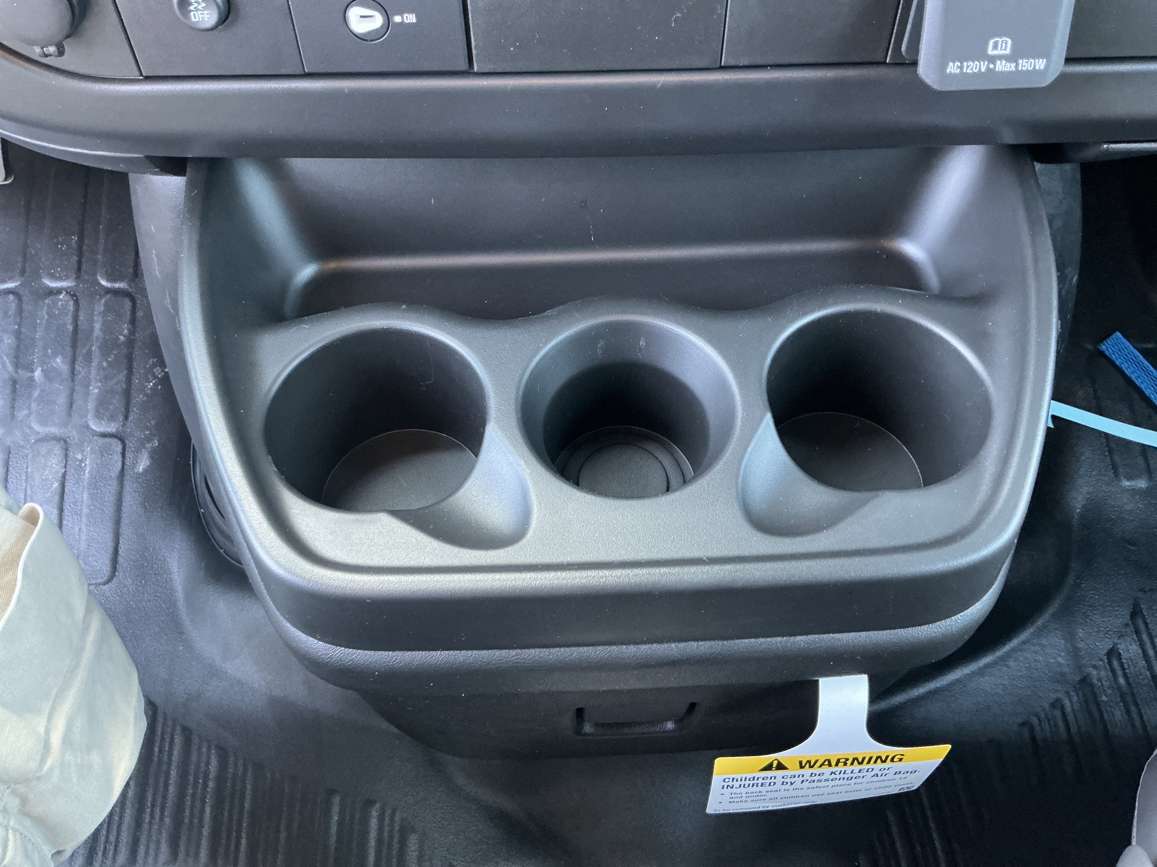 2026 Chevrolet Express Cargo Work Van - Photo 19