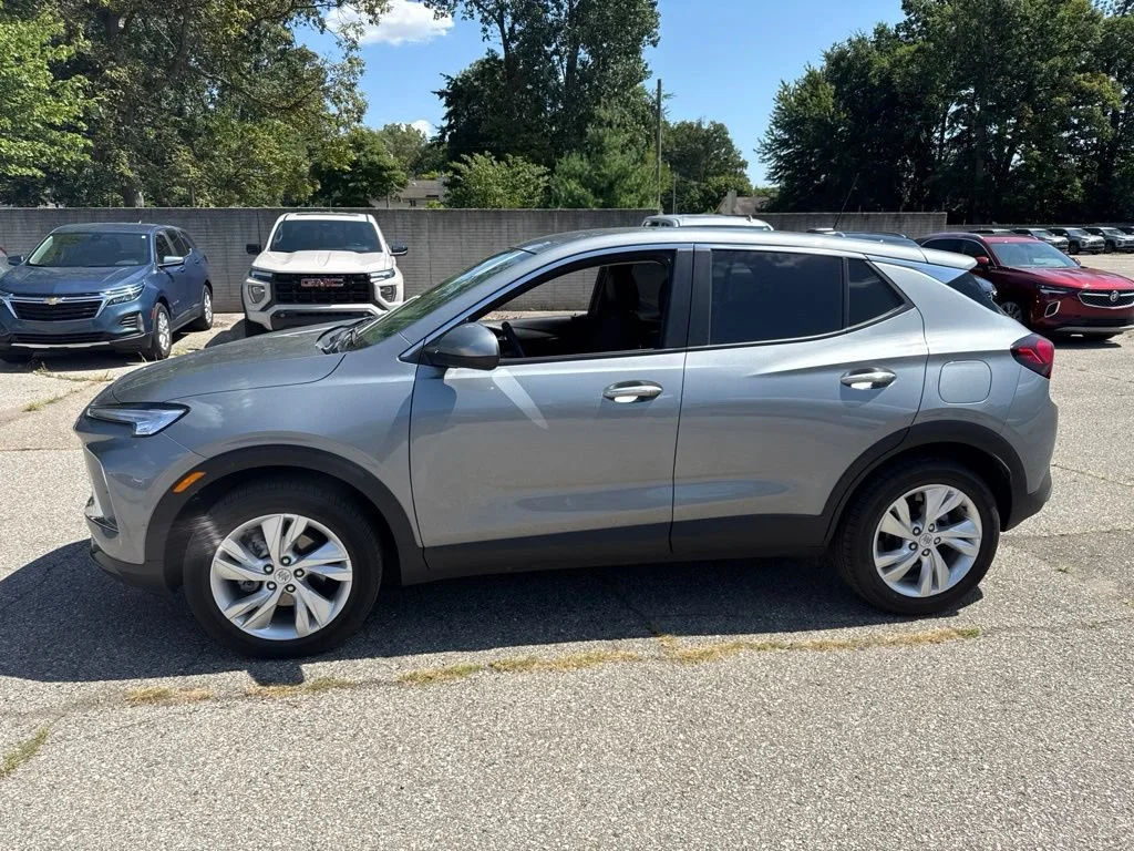 Used 2024 Moonstone Gray Metallic Buick Preferred image 5
