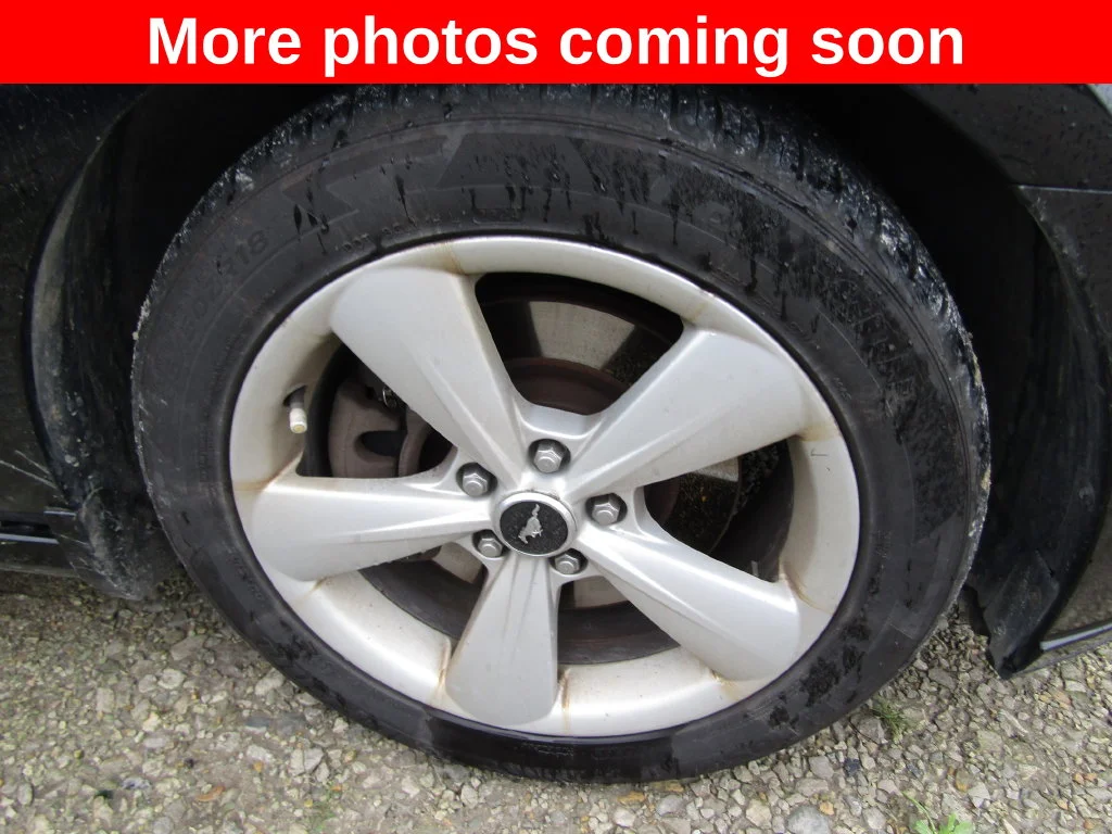 Used 2014 Black Ford GT image 9