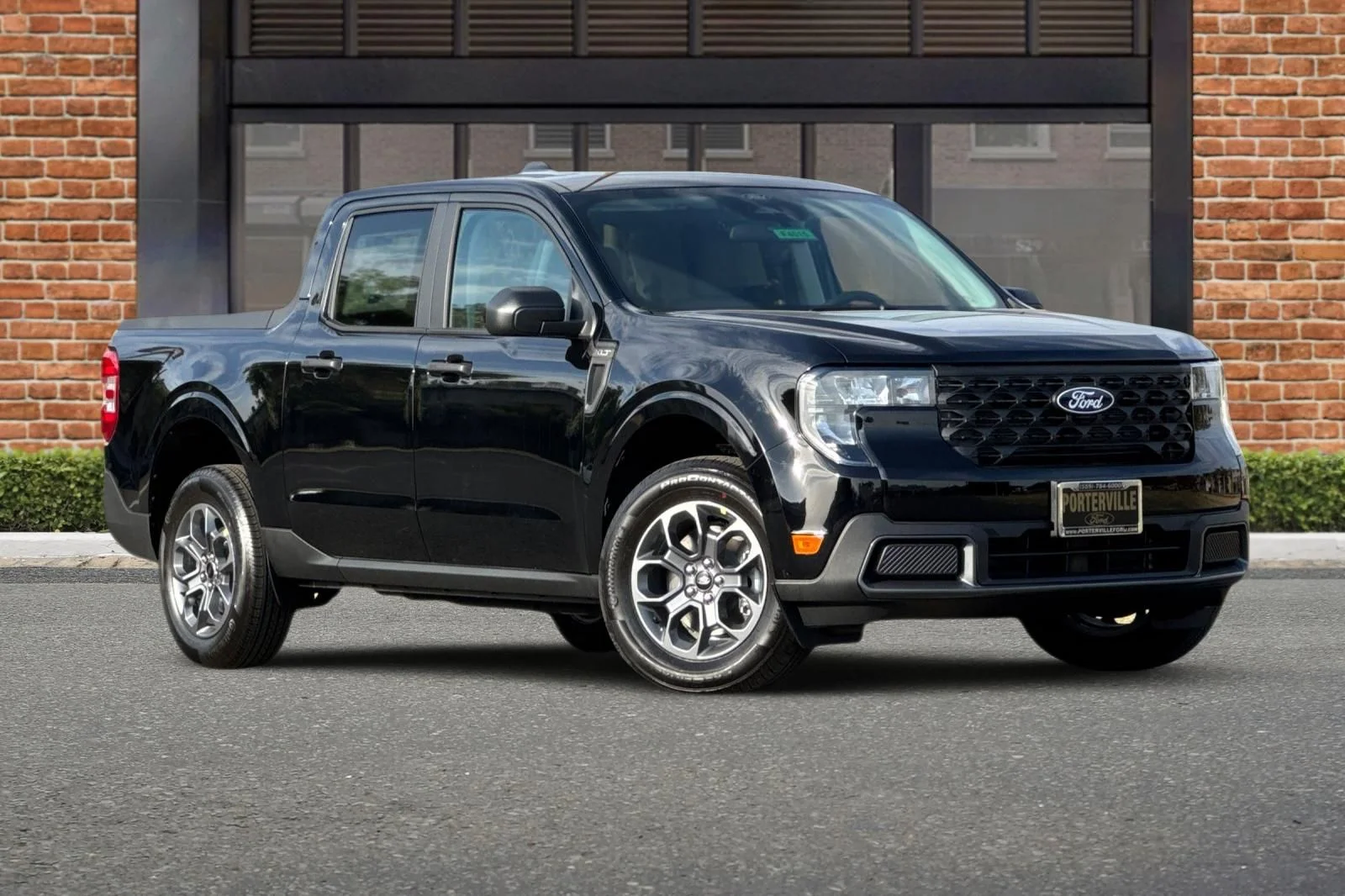 New 2026 Shadow Black Ford XLT image 2