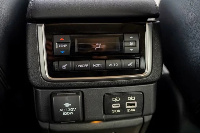 New 2026 Crystal White Pearl Subaru Onyx Edition Touring image 29