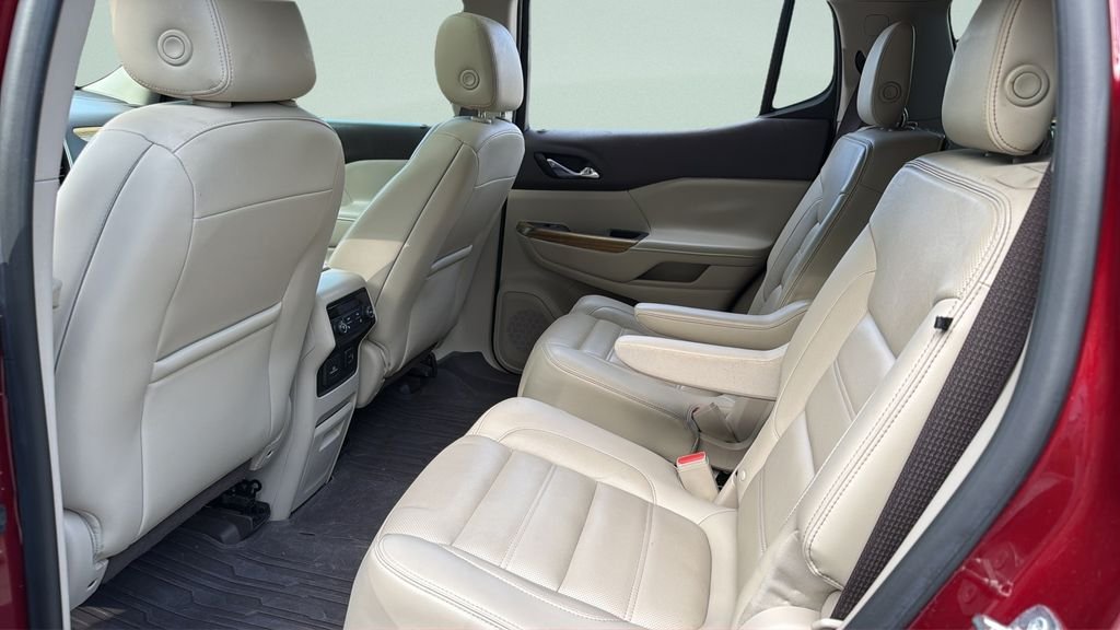 Used 2018 Red GMC Denali image 36