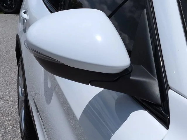 Used 2019 White Alfa Romeo Ti Sport image 12