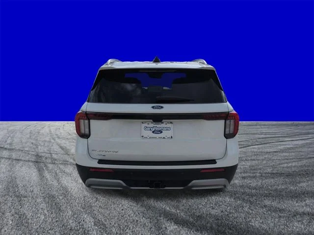 New 2026 Star White Metallic Tri-Coat Ford Platinum™ image 5