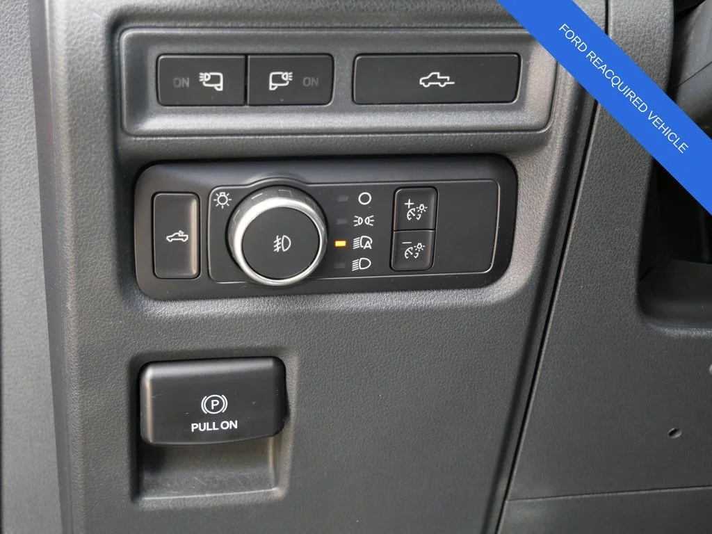 Used 2022 Red Ford XLT image 15