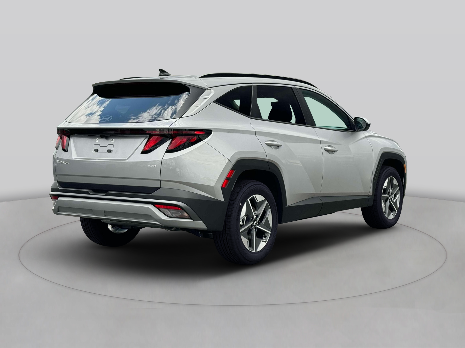 New 2026 Silver Hyundai SEL AWD image 7