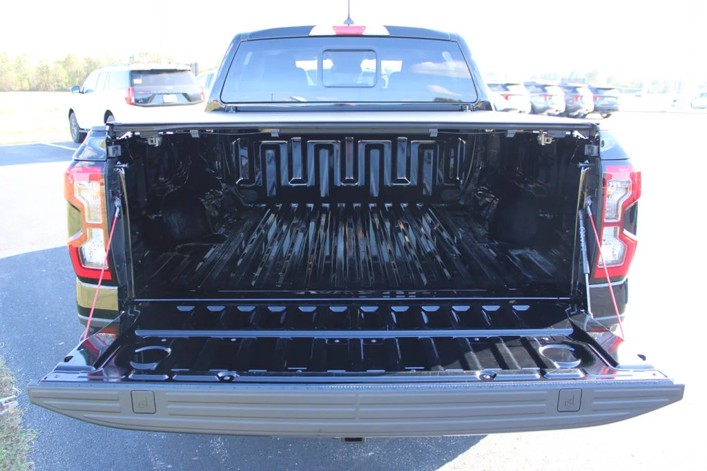 Used 2026 Shadow Black Ford XLT image 18