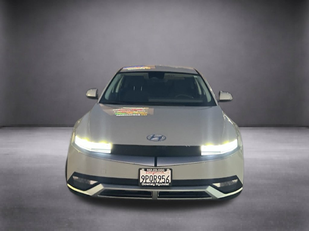 Certified Used 2024 Gray Hyundai SE Standard Range image 3