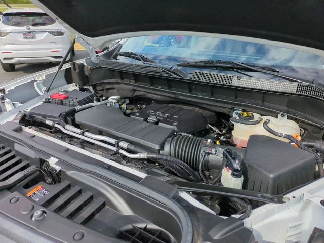 Used 2023 White Chevrolet LT image 25