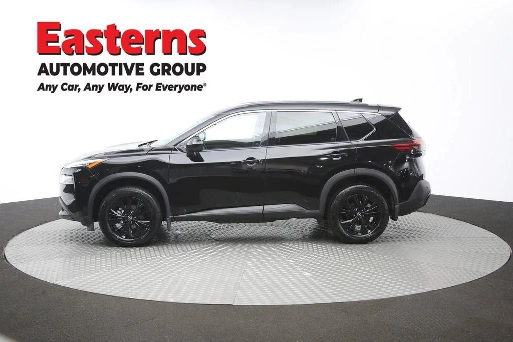 Used 2023 Black Nissan SV image 63