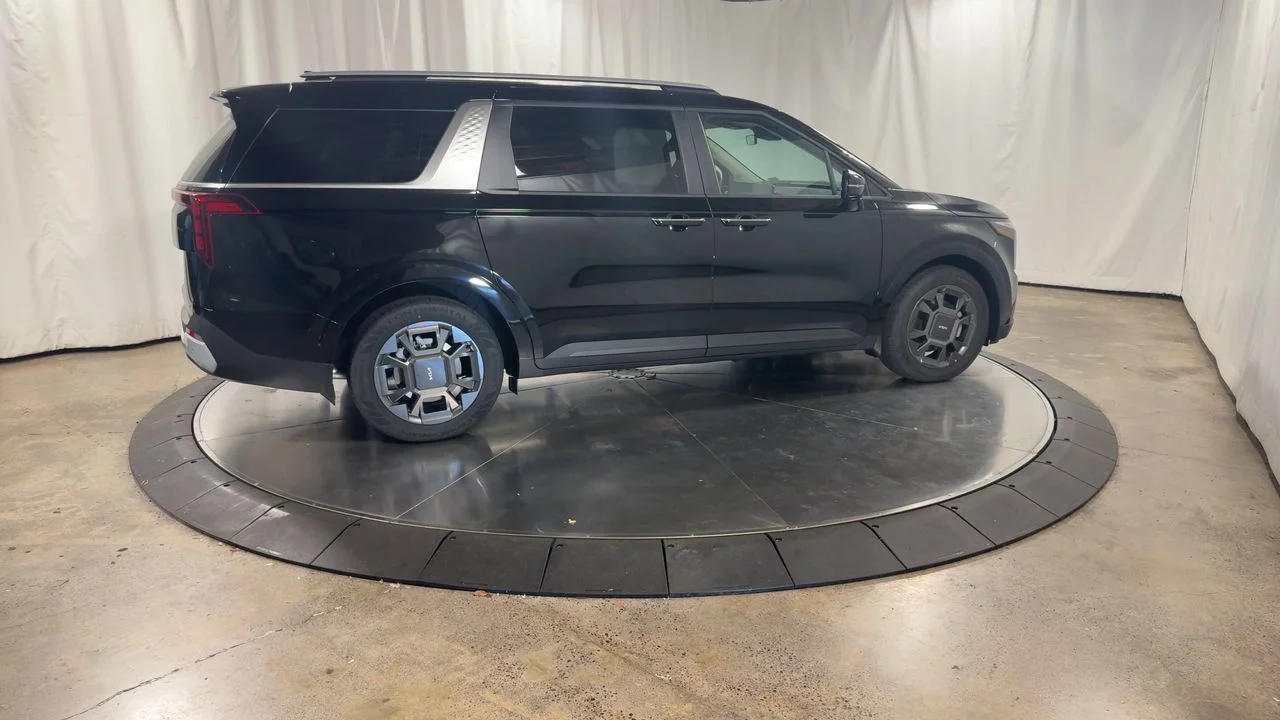 New 2026 Aurora Black Kia EX image 2