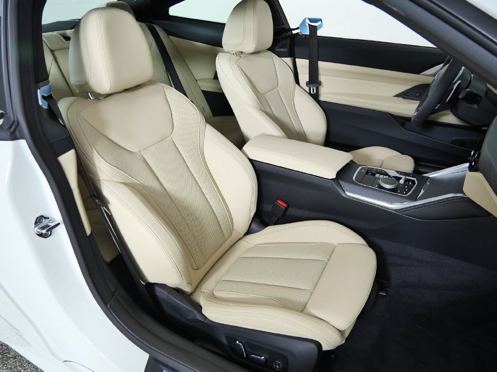 New 2027 Alpine White BMW 430i xDrive image 20