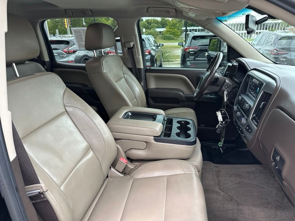 Used 2017 Black Chevrolet LTZ image 13
