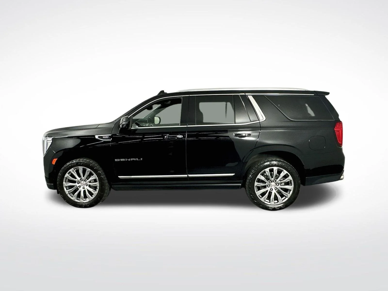 Used 2023 Onyx Black GMC Denali image 5