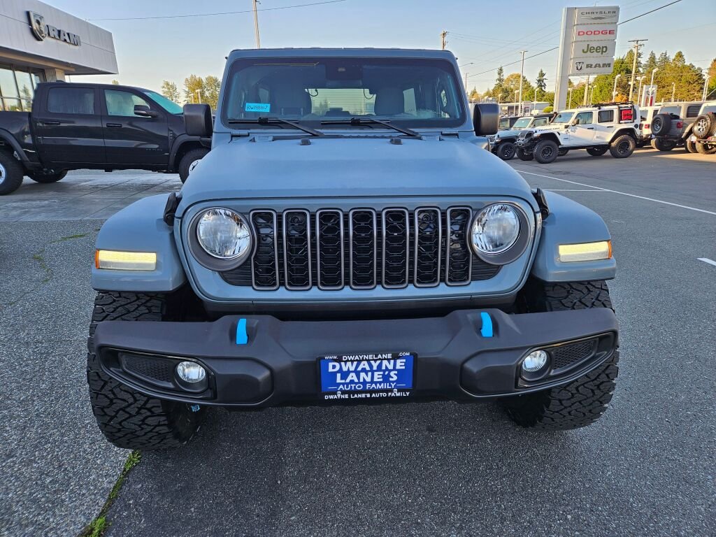 Used 2024 Anvil Clear Coat Jeep Sport S 4xe image 8
