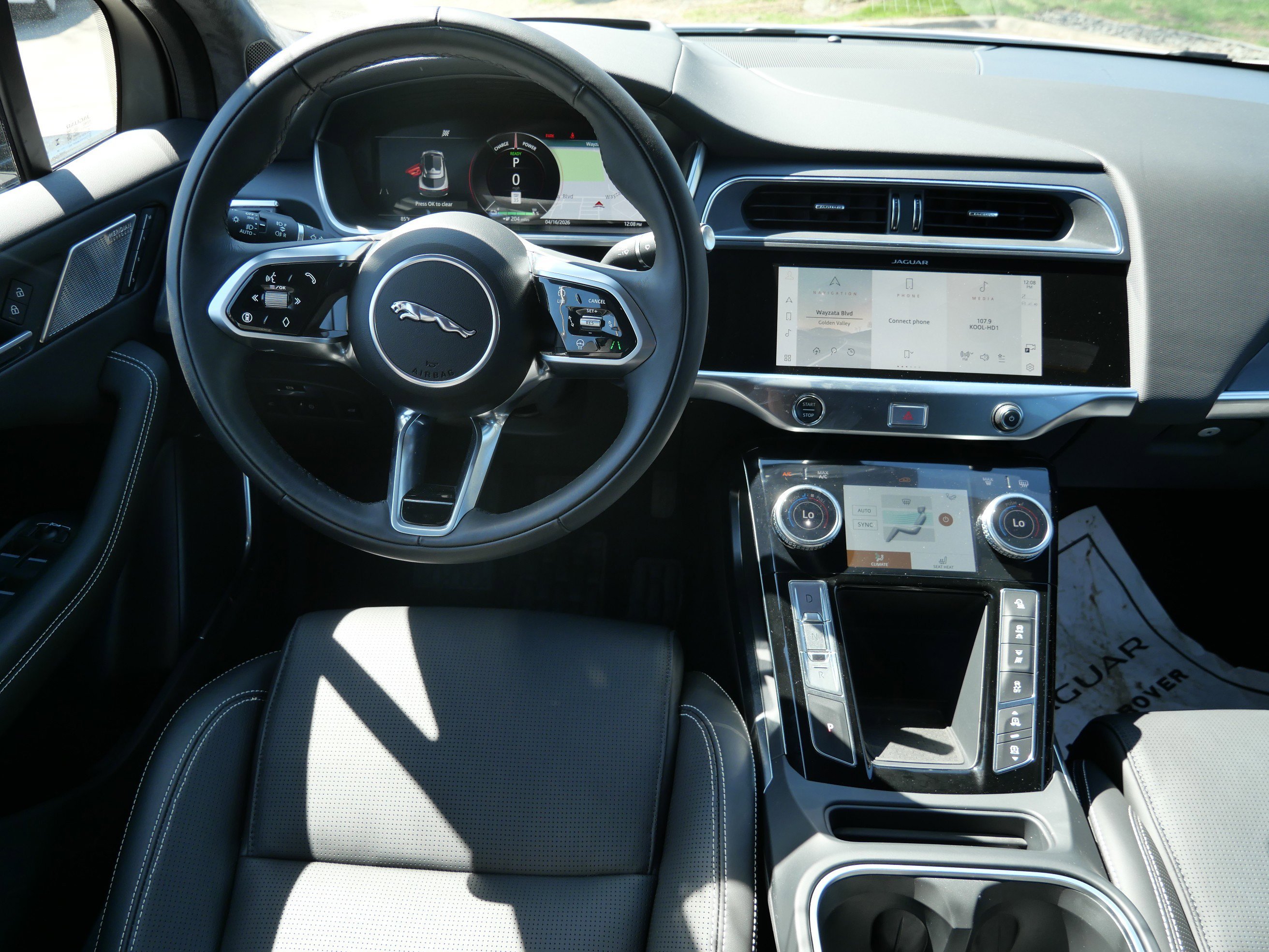 Used 2024 OTSUNI PEARL Jaguar R-Dynamic HSE image 18