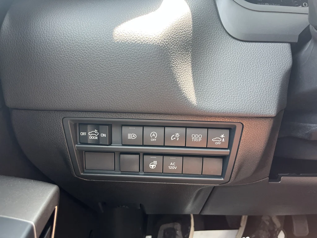 2026 Toyota Tundra Limited - Photo 33