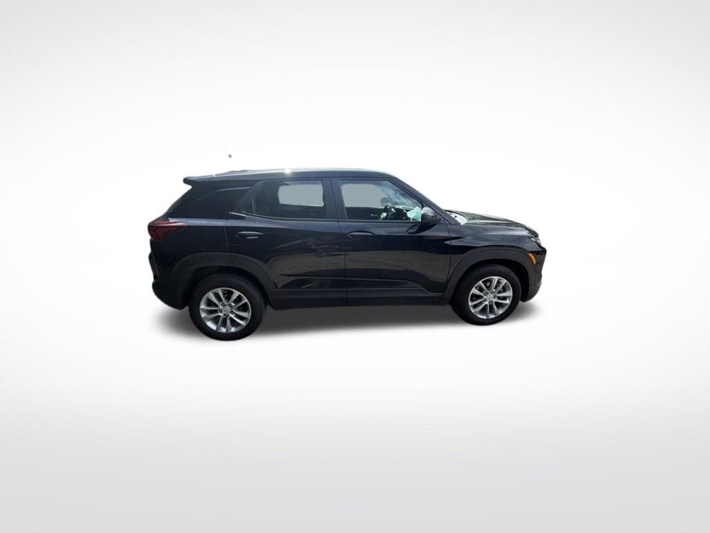 Used 2024 Black Chevrolet LS image 7