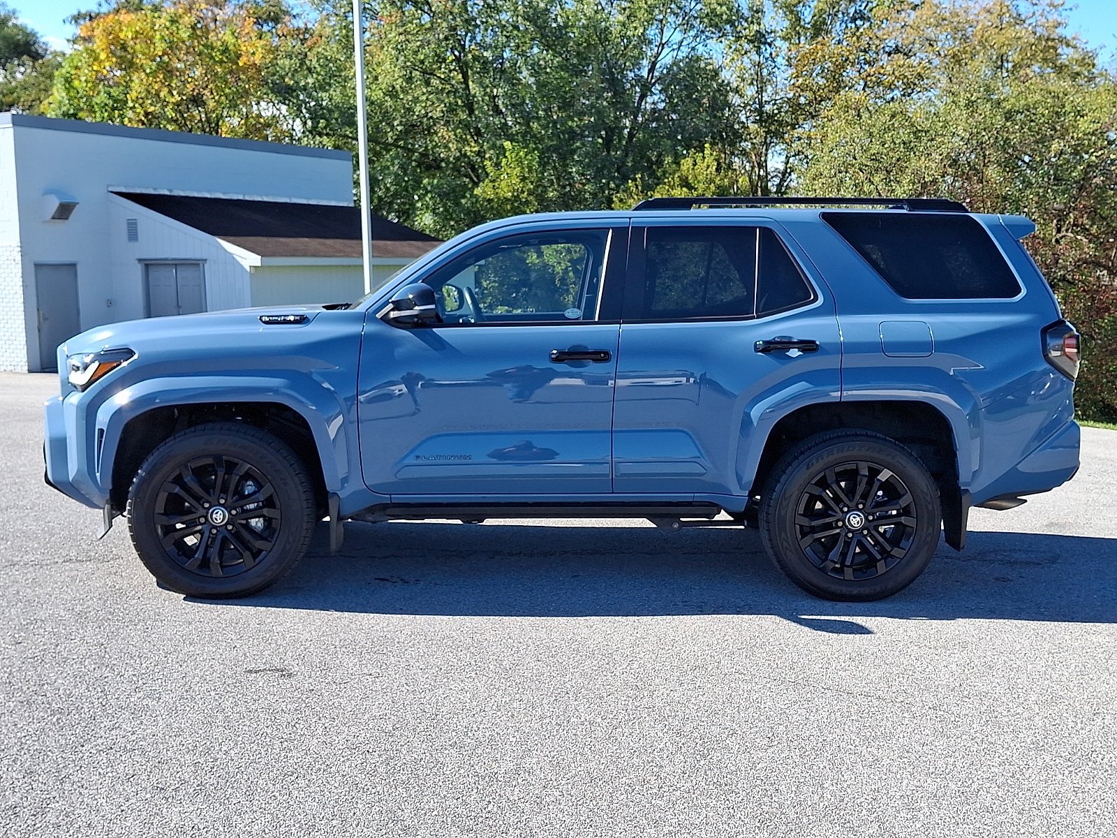 Certified Used 2025 HERITAGE BLUE Toyota Hybrid Platinum image 4